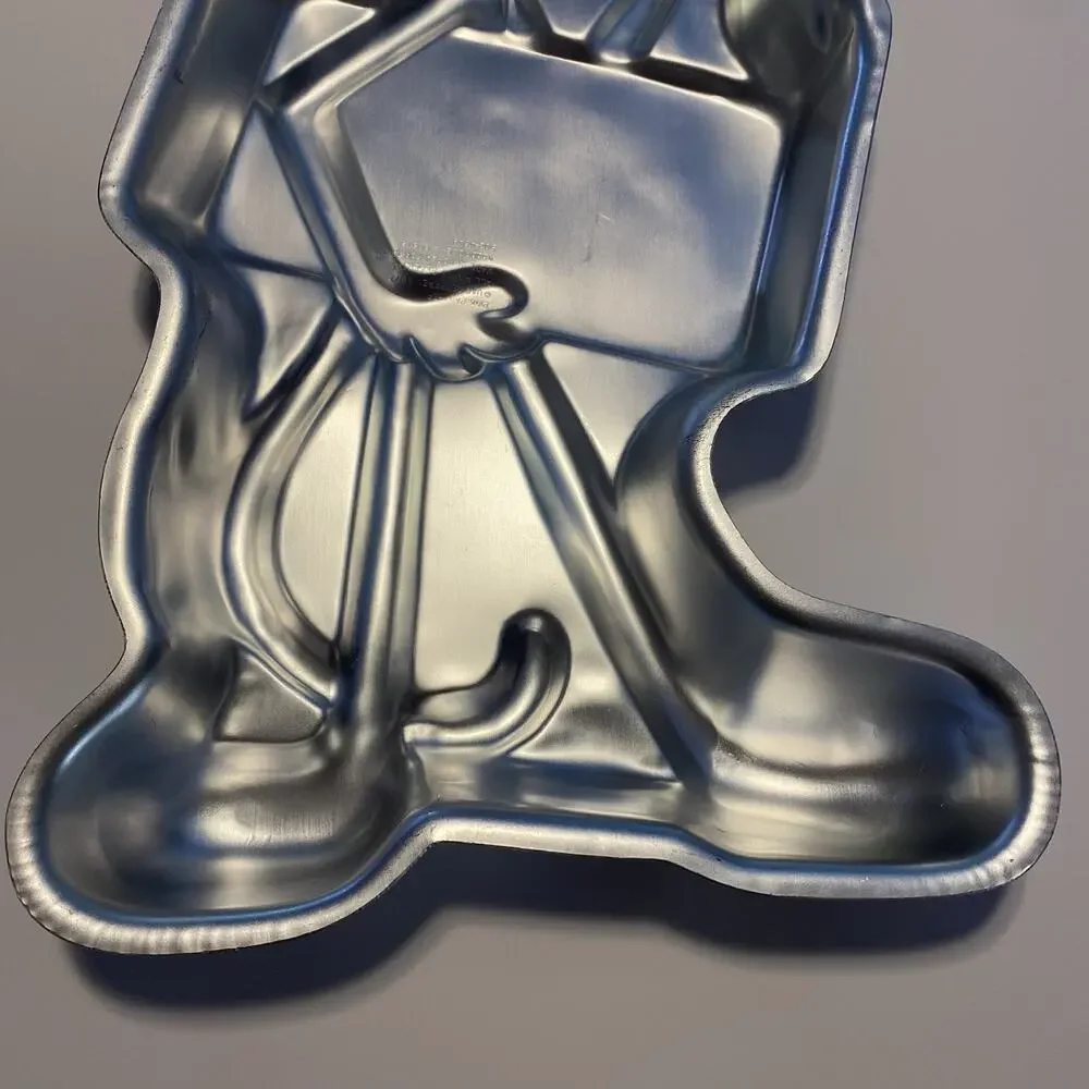 Vintage 1977 Wilton Pink Panther Cake Pan Mold 502-4548 Aluminum